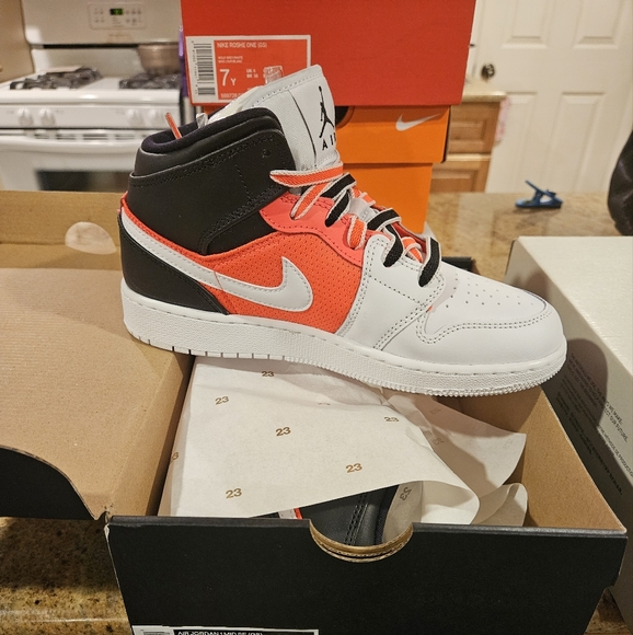 SORRY, THIS ITEM IS SOLD!